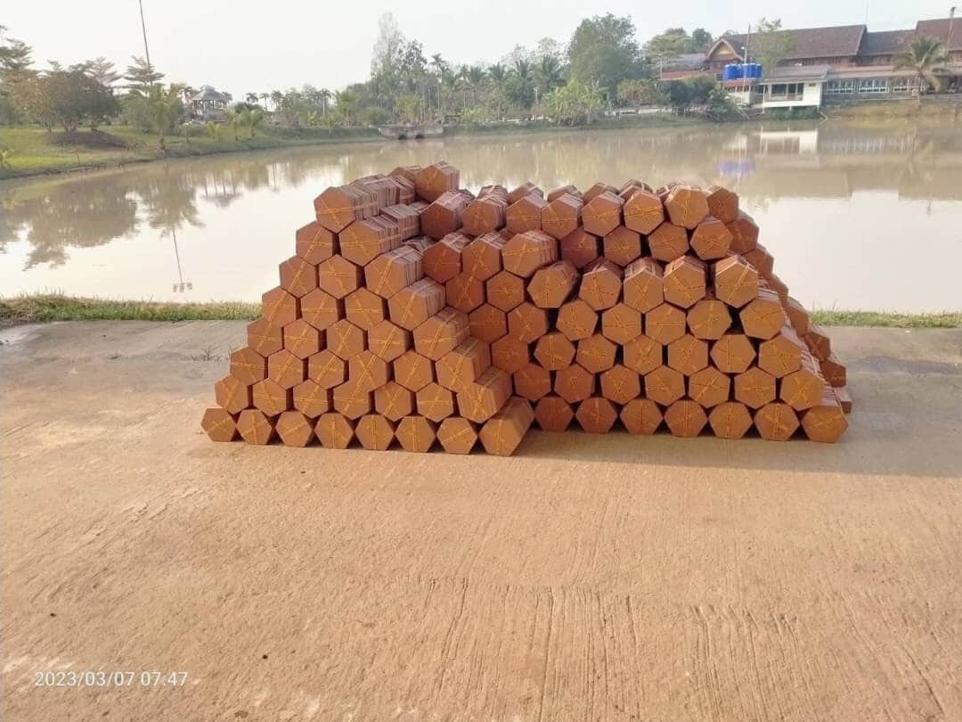 กระเบื้องดินเผา 6 เหลี่ยม หน้างาน วังน้ำเขียว นครราชสีมา