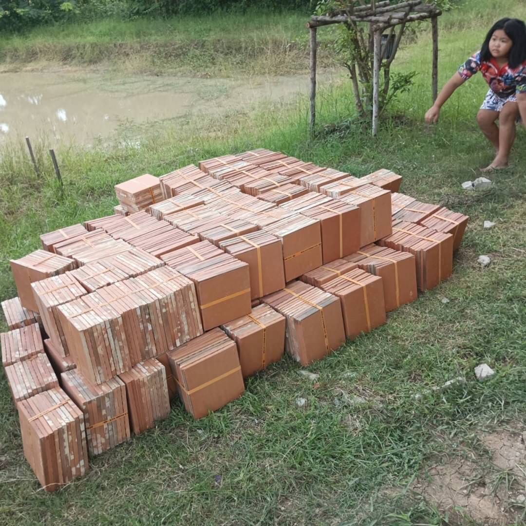กระเบื้องดินเผา 8×8″ หน้างาน โพธาราม ราชบุรี