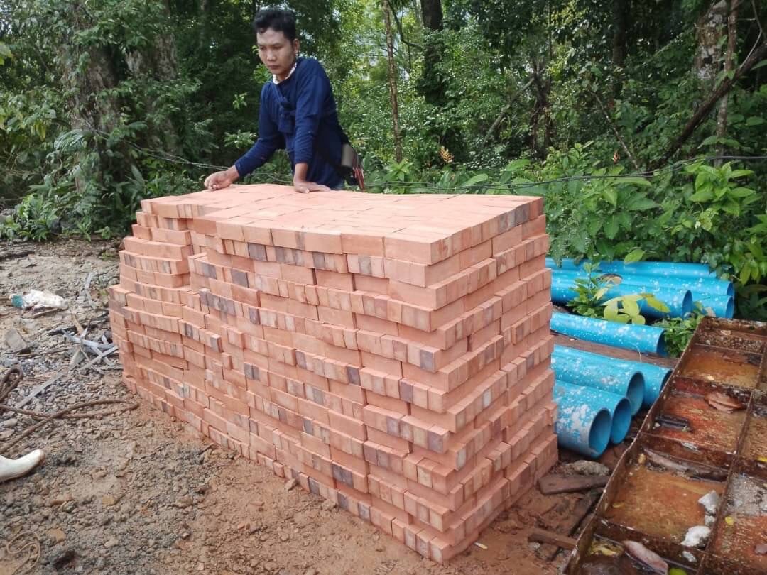 อิฐโชว์เรียบ หน้างาน เมือง ระนอง